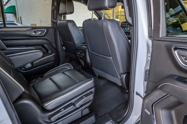 Used 2023 Chevrolet Suburban Premier image 27