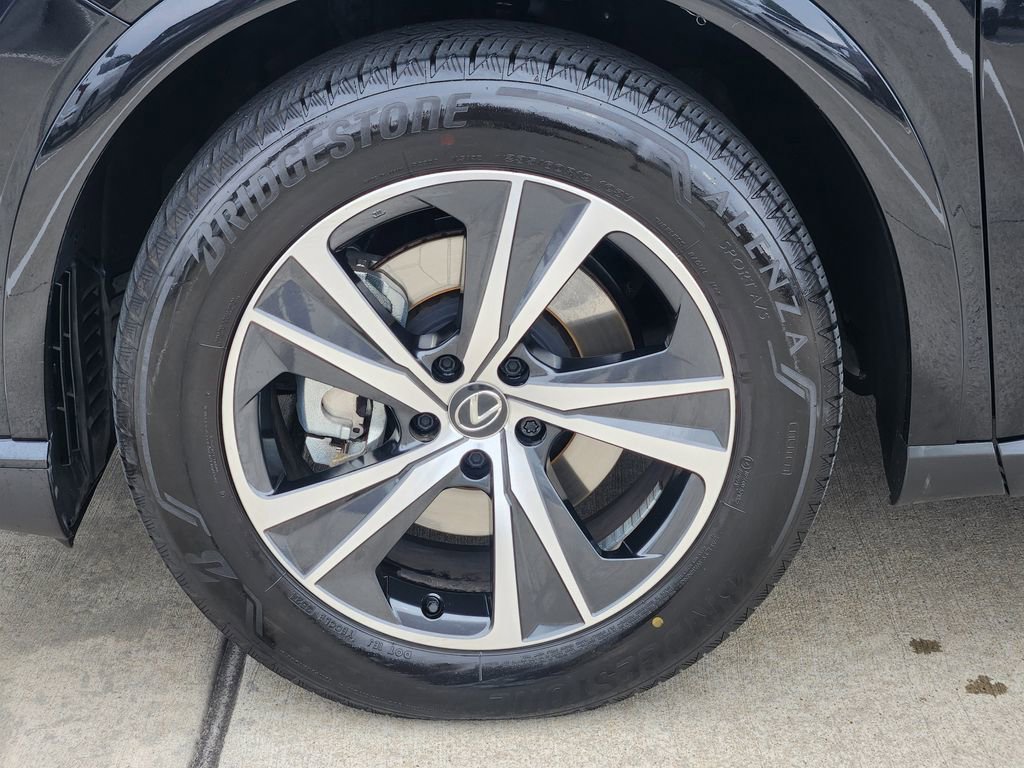 Used 2024 Lexus RX 350 Premium w/ Accessory Package (Z1) image 10