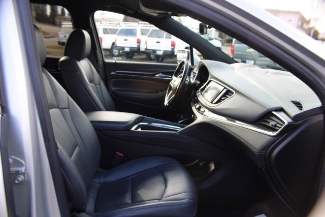 Used 2022 Buick Enclave Premium image 35