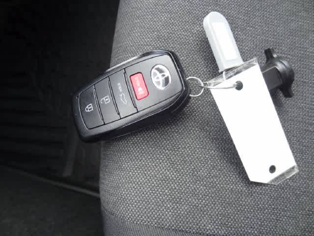 Used 2026 Toyota Camry LE FWD image 26