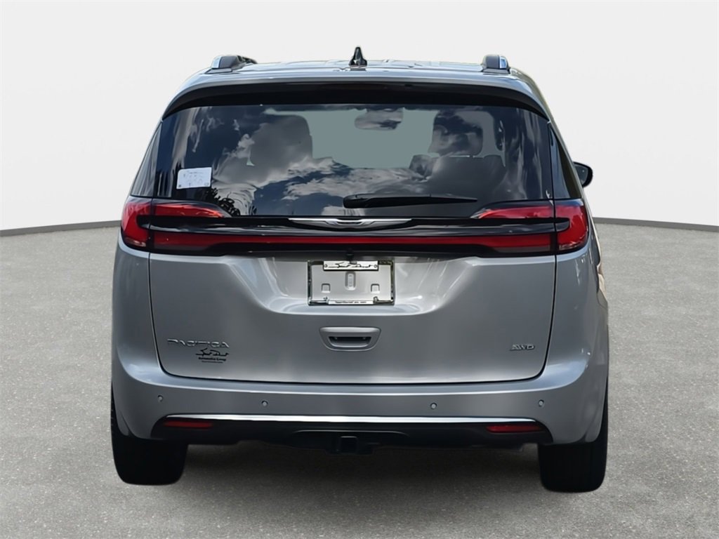 New 2026 Chrysler Pacifica Pinnacle w/ Trailer Tow Group image 6