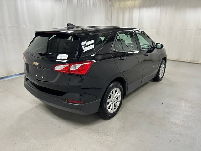 Used 2019 Chevrolet Equinox LS FWD image 4