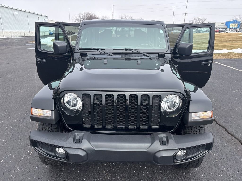 Used 2023 Jeep Gladiator Willys image 20
