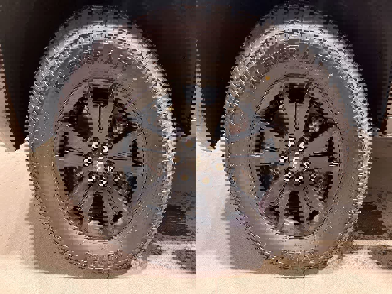 Used 2017 Chevrolet Colorado Z71 image 10