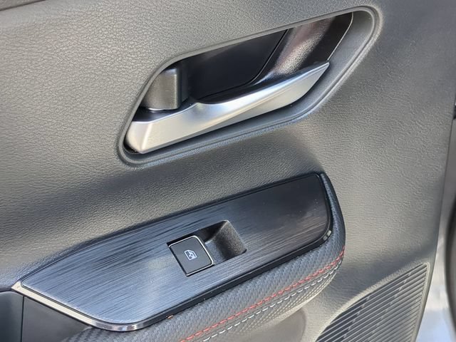 Certified 2025 Nissan Kicks SR FWD image 25