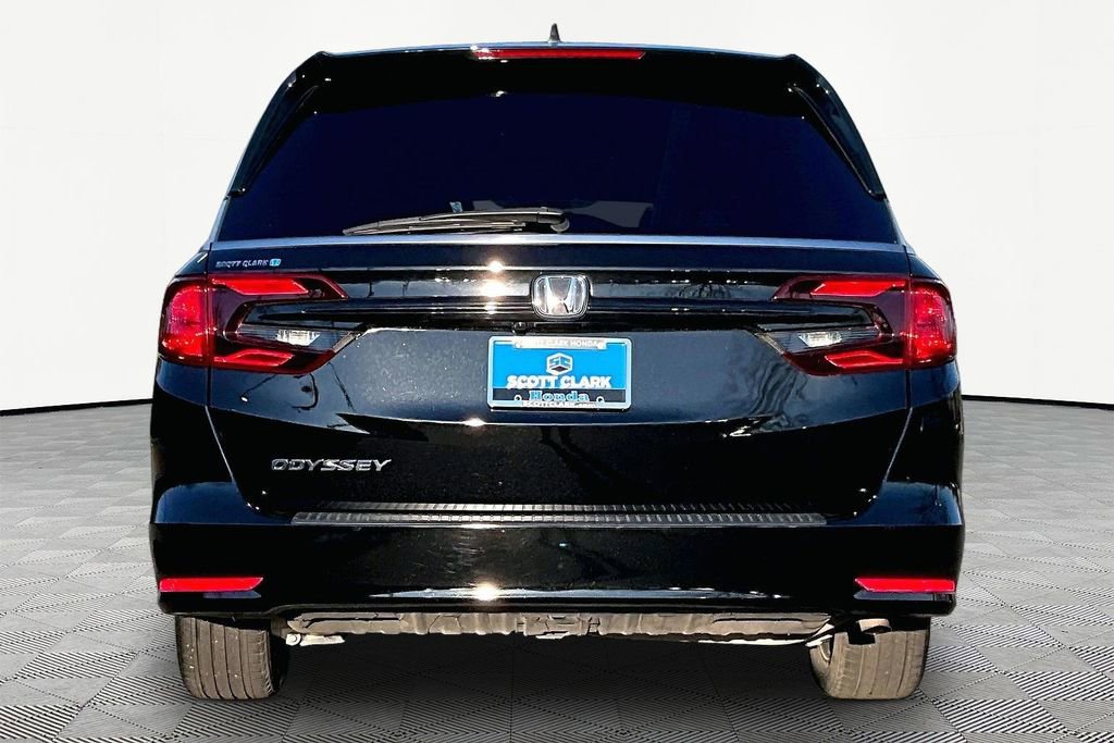 Used 2024 Honda Odyssey Sport image 7