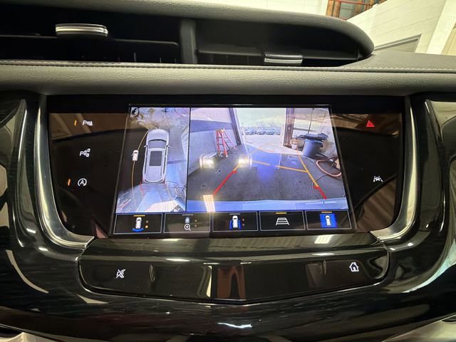 Certified 2025 Cadillac XT6 Premium Luxury w/ Technology Package AWD/4WD image 17