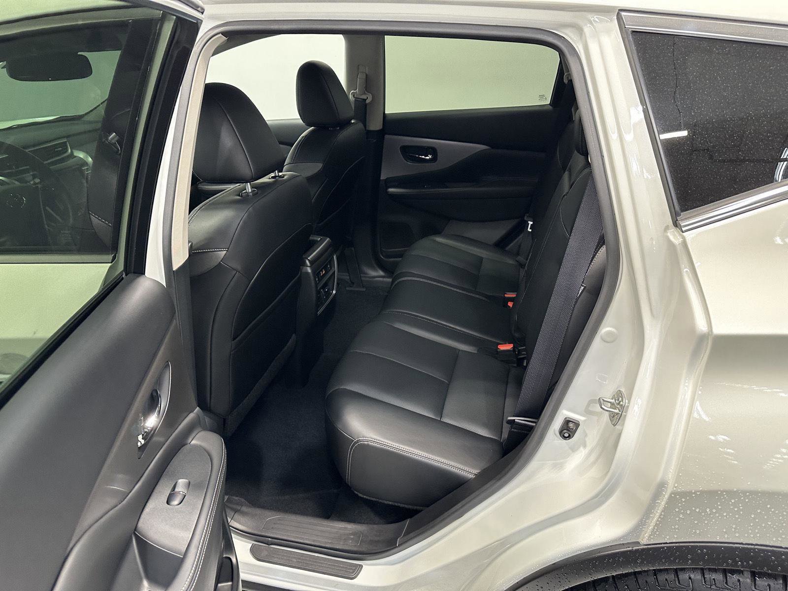 Used 2021 Nissan Murano SL w/ SL Moonroof Package image 25