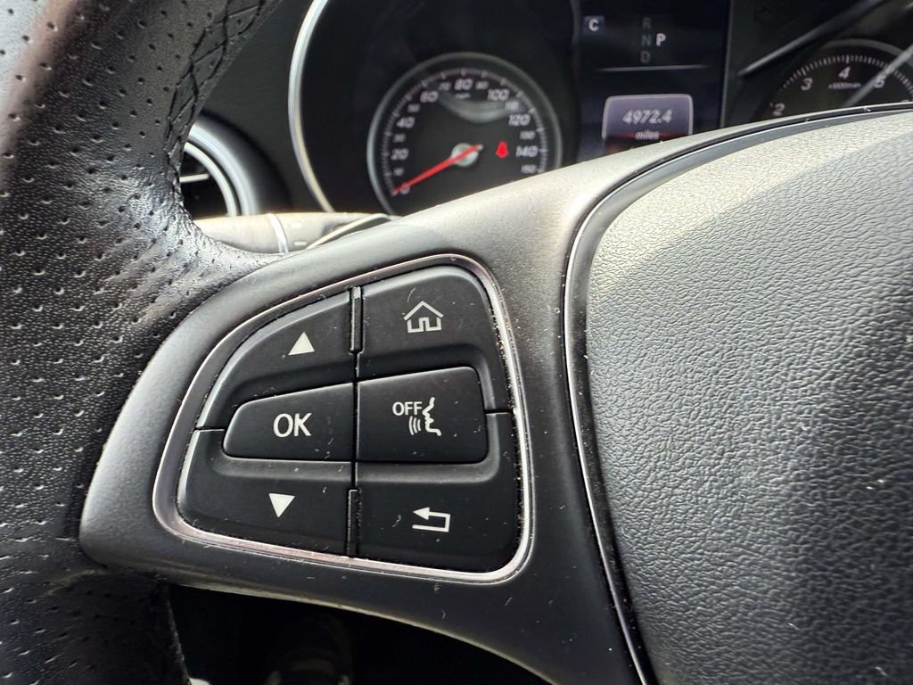 Used 2017 Mercedes-Benz GLC 300 4MATIC image 22