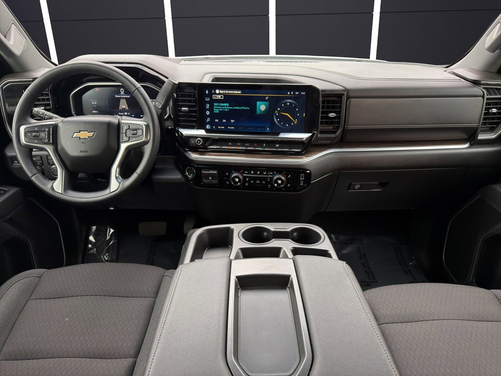 Used 2026 Chevrolet Silverado 1500 RST AWD/4WD image 13