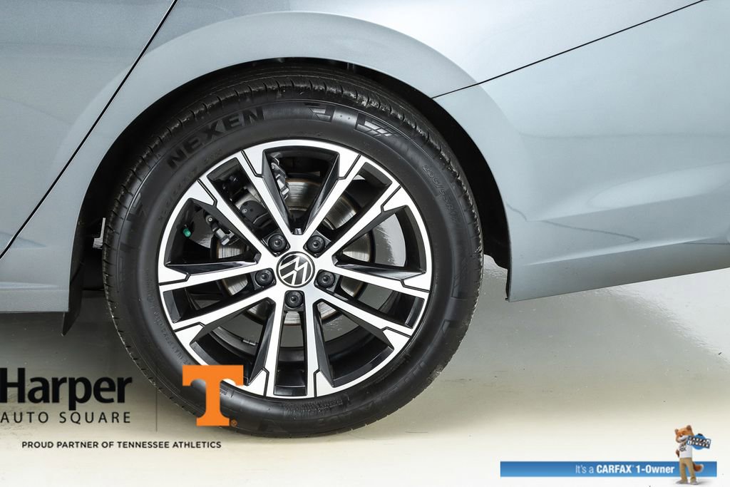 Used 2025 Volkswagen Jetta Sport image 42