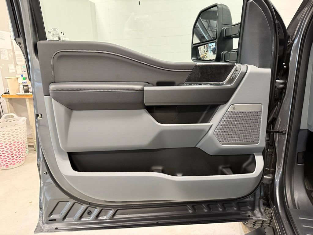 New 2026 Ford F250 XLT w/ XLT Premium Package image 18
