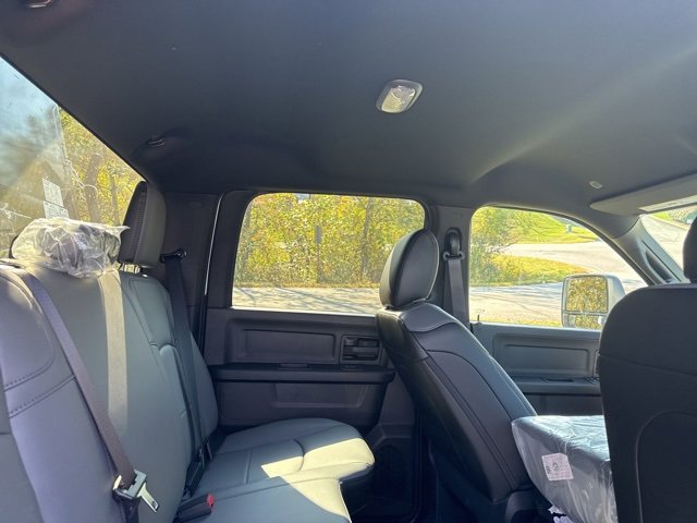 New 2026 RAM 3500 Tradesman image 34