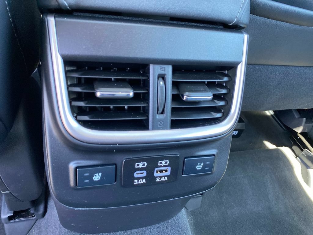 Used 2024 Subaru Legacy Limited AWD/4WD image 13
