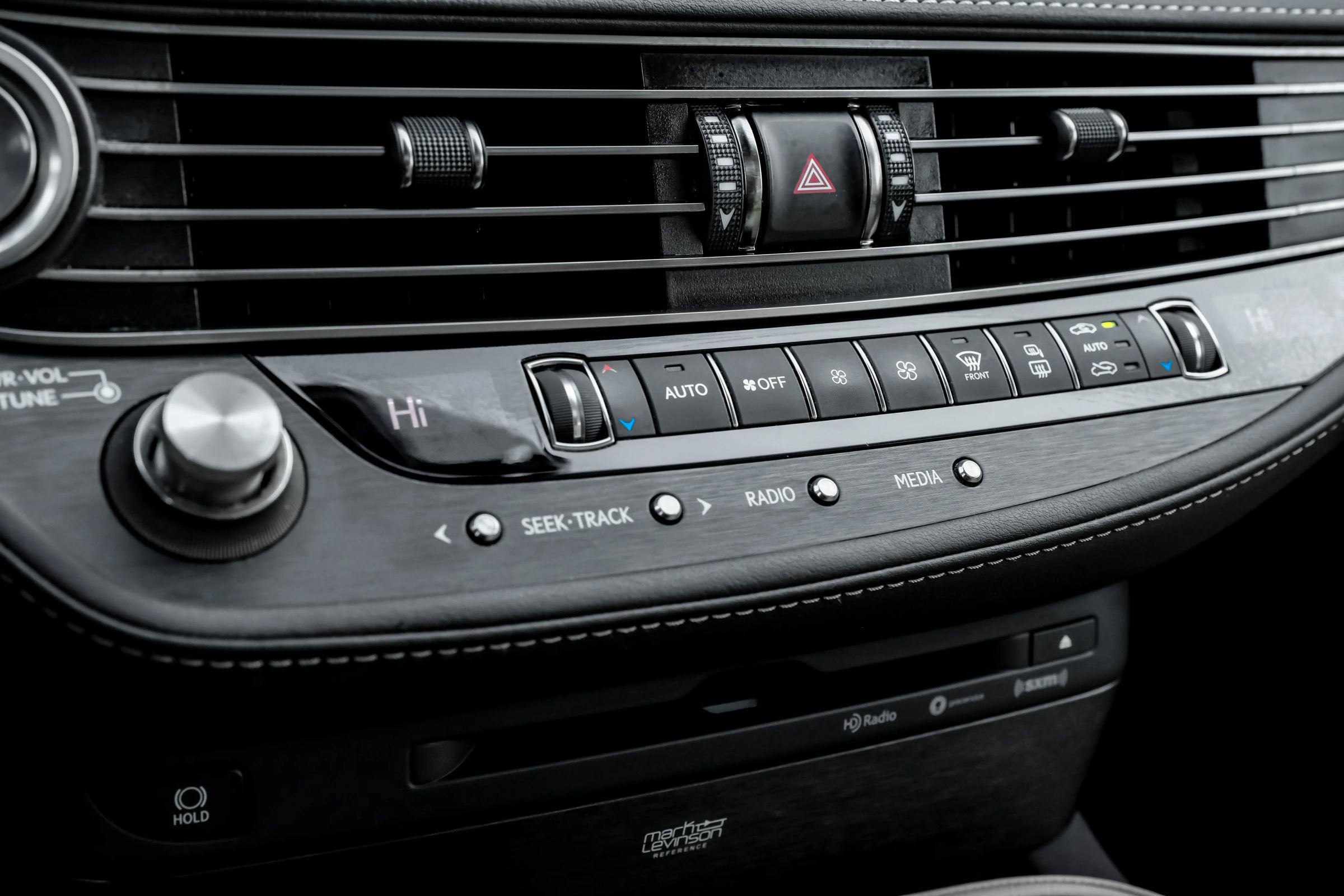 Used 2019 Lexus LS 500 w/ Interior Upgrade Package image 27