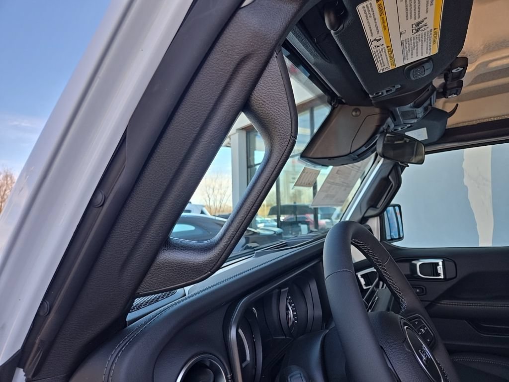 New 2026 Jeep Gladiator Mojave AWD/4WD image 42