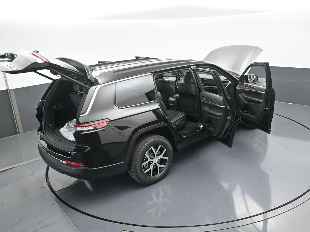 Used 2025 Jeep Grand Cherokee L Limited image 64