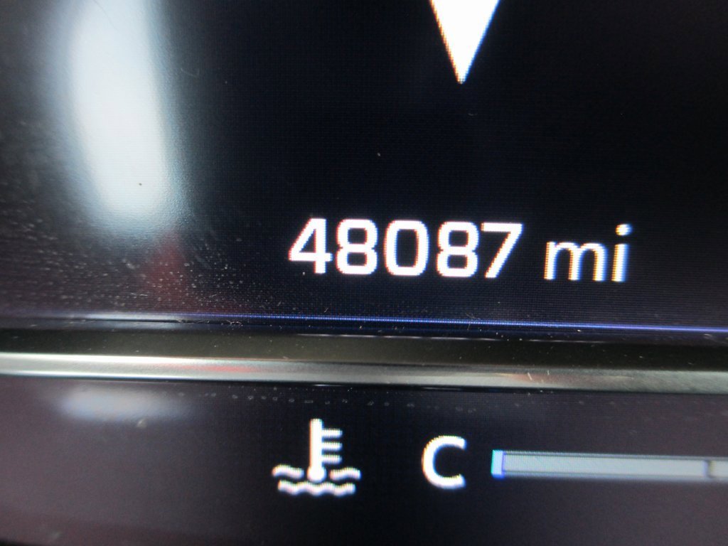 Certified 2023 Chevrolet Tahoe High Country w/ Advanced Technology Package image 33