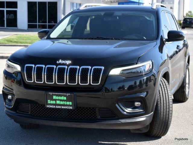 Used 2019 Jeep Cherokee Latitude w/ Popular Appearance Group