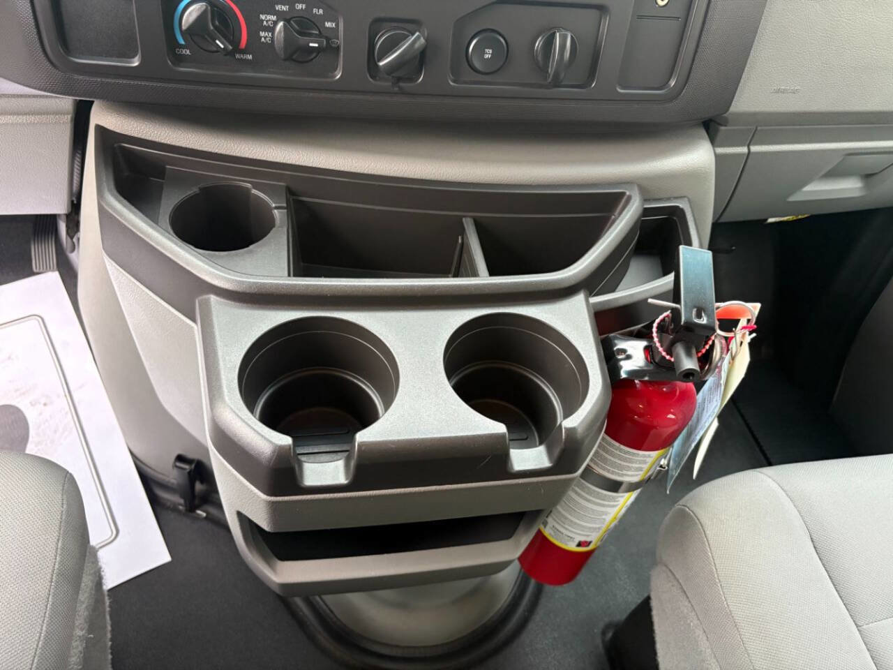 Used 2013 Ford E-350 and Econoline 350 XL image 12