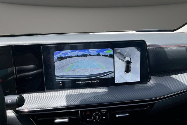Certified 2025 Nissan Kicks SR FWD image 19