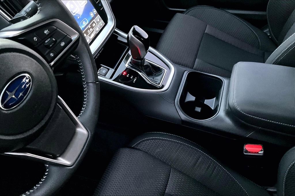 Used 2024 Subaru Outback Premium image 17