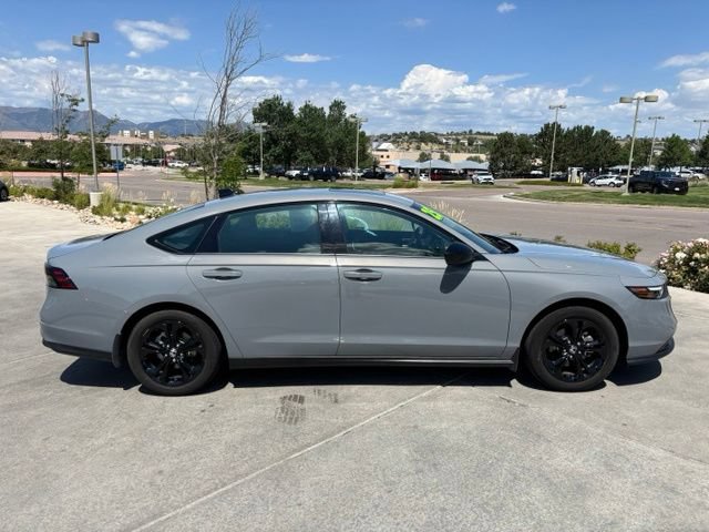 Used 2025 Honda Accord SE image 9