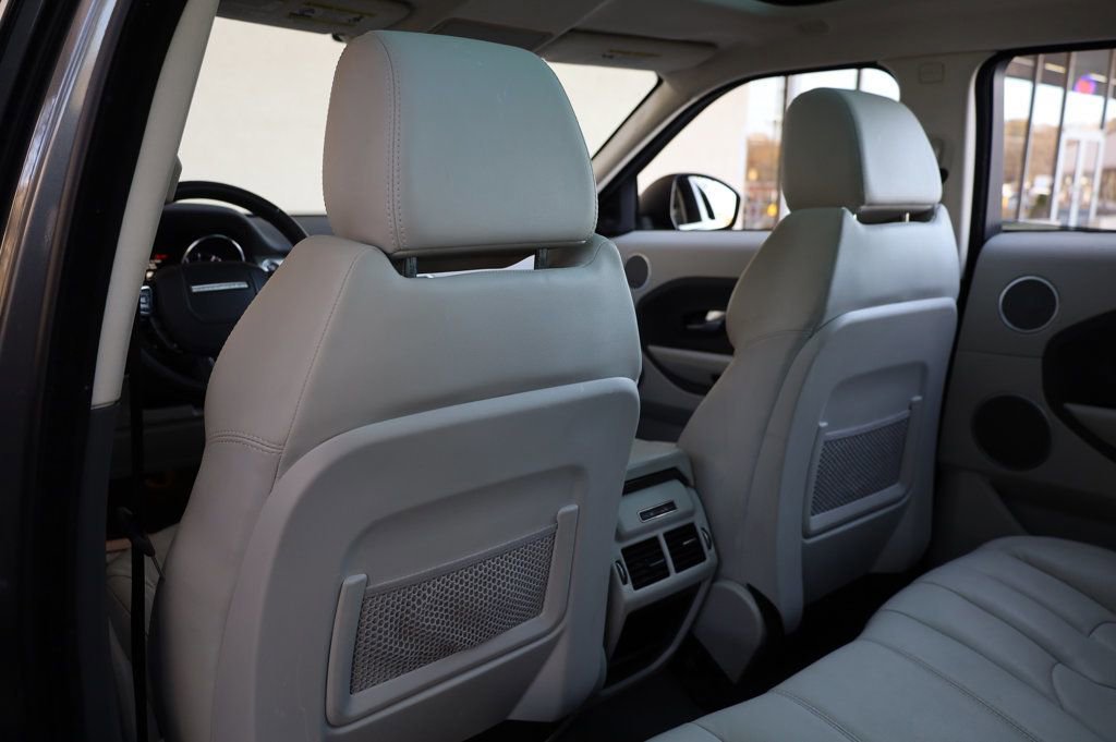 Used 2015 Land Rover Range Rover Evoque Pure Plus image 18