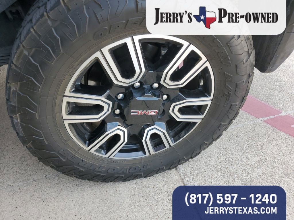 Used 2023 GMC Sierra 2500 AT4 w/ AT4 Premium Plus Package AWD/4WD image 7