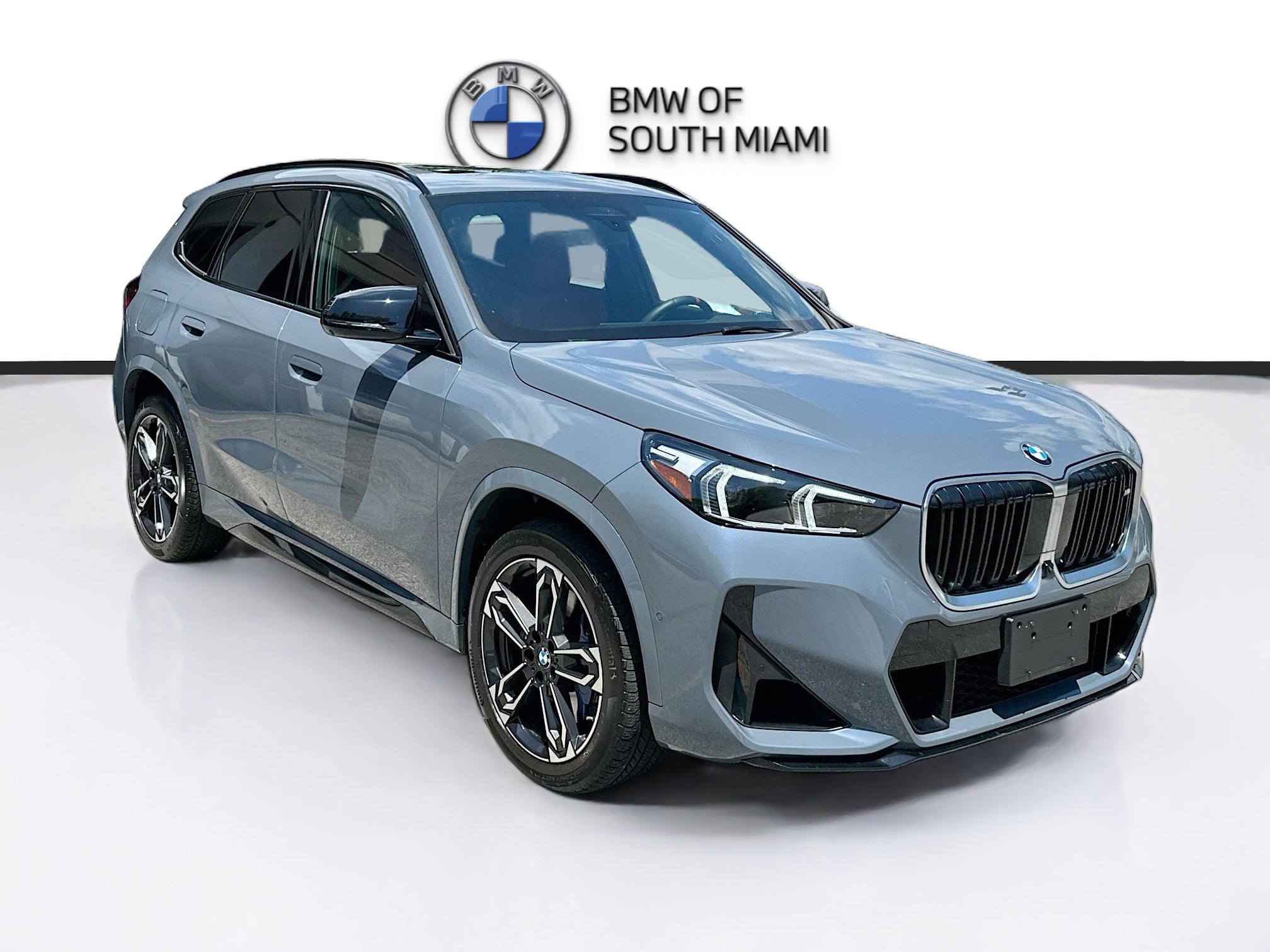 Used 2024 BMW X1 M35i AWD/4WD image 1