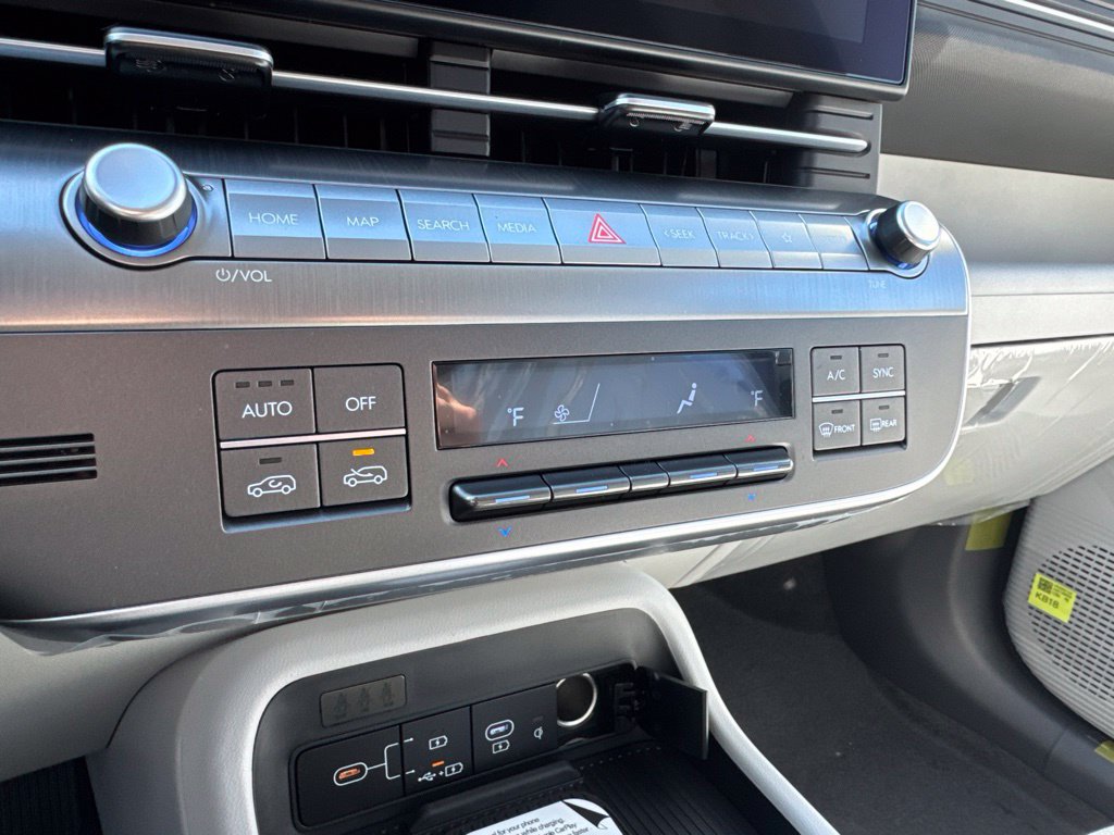 New 2027 Hyundai Kona SEL Sport AWD/4WD image 14