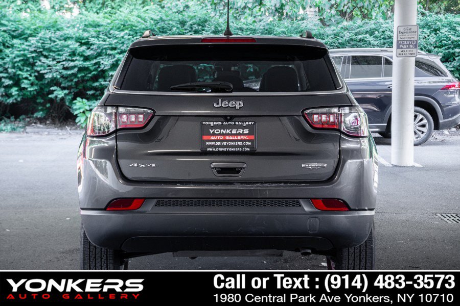 Used 2022 Jeep Compass Latitude AWD/4WD image 8