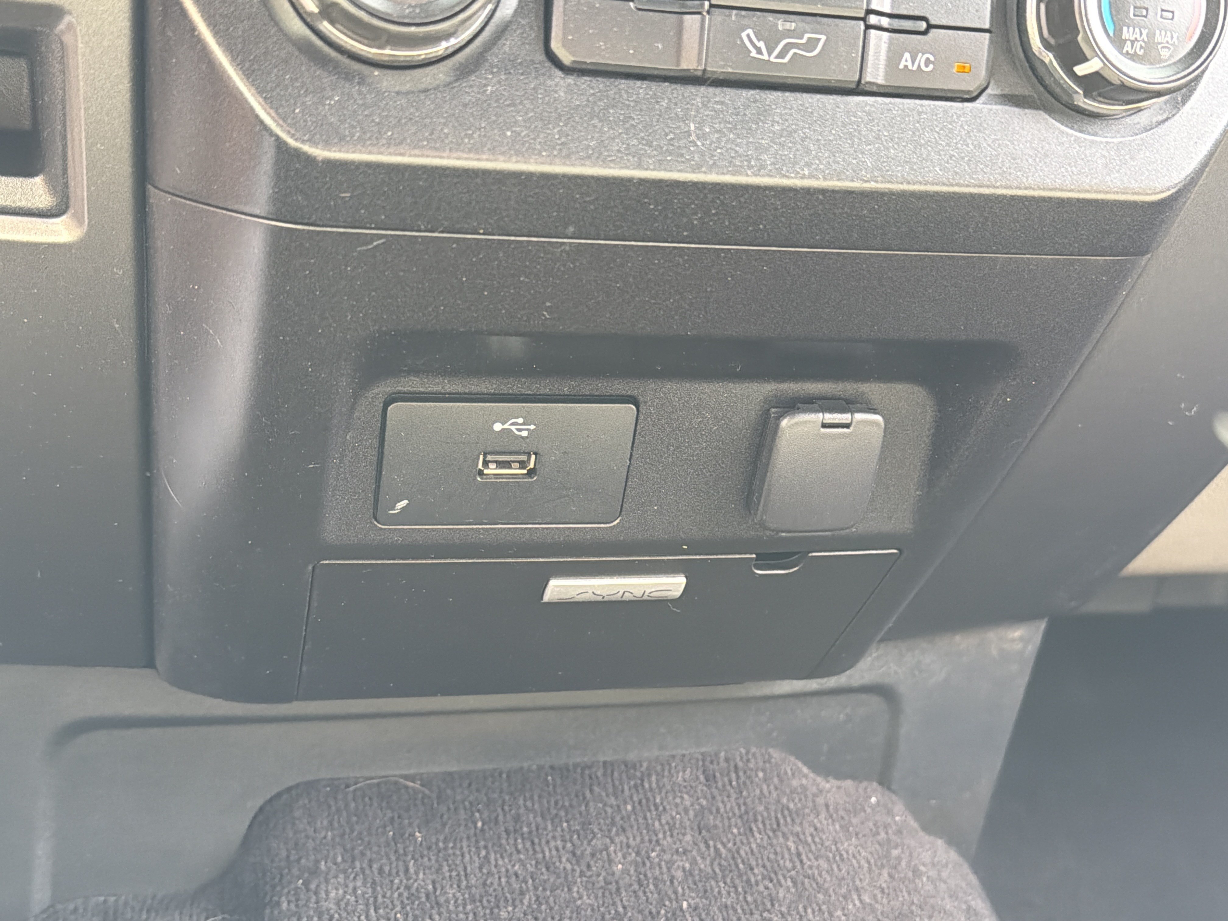Used 2018 Ford F150 XLT AWD/4WD image 24