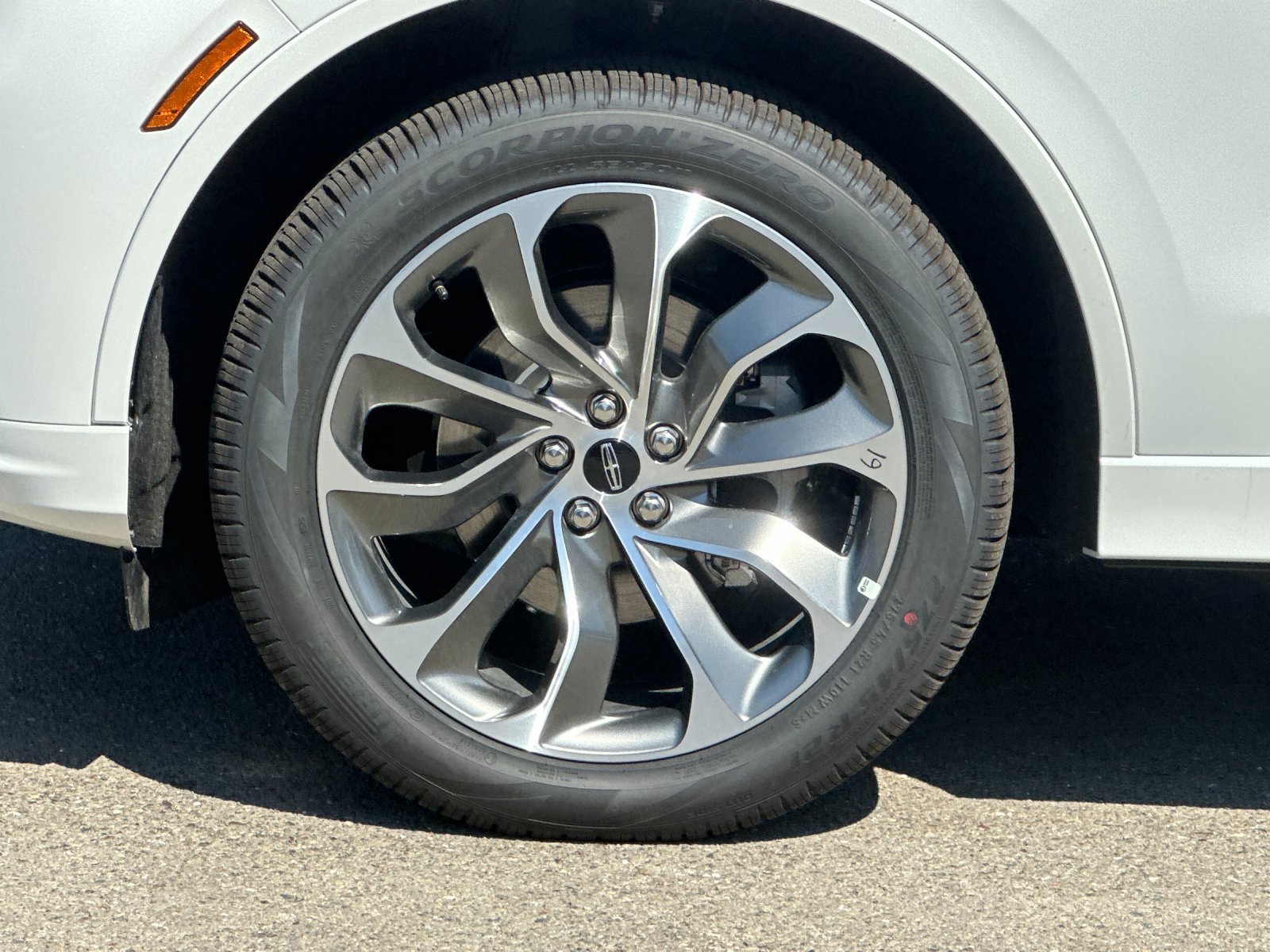 New 2026 Lincoln Aviator AWD image 26