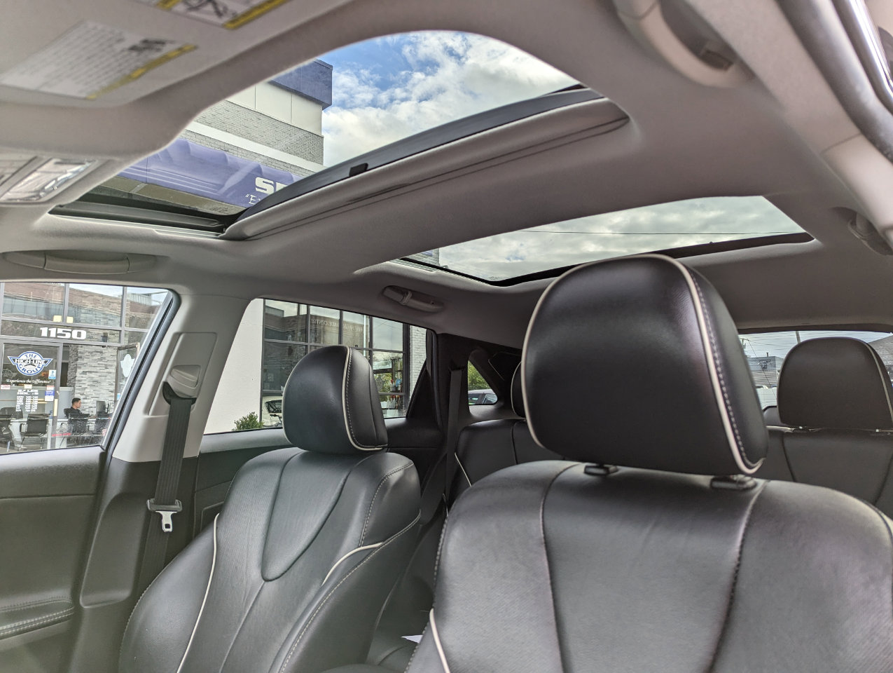 Used 2014 Toyota Venza Limited image 31