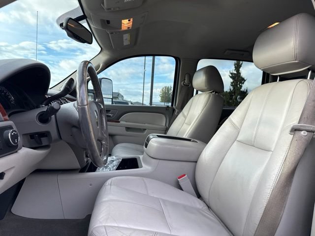 Used 2012 Chevrolet Silverado 2500 LTZ w/ LTZ Plus Package AWD/4WD image 19
