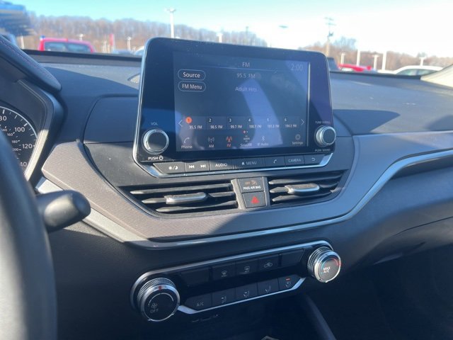 Certified 2024 Nissan Altima 2.5 SR image 13