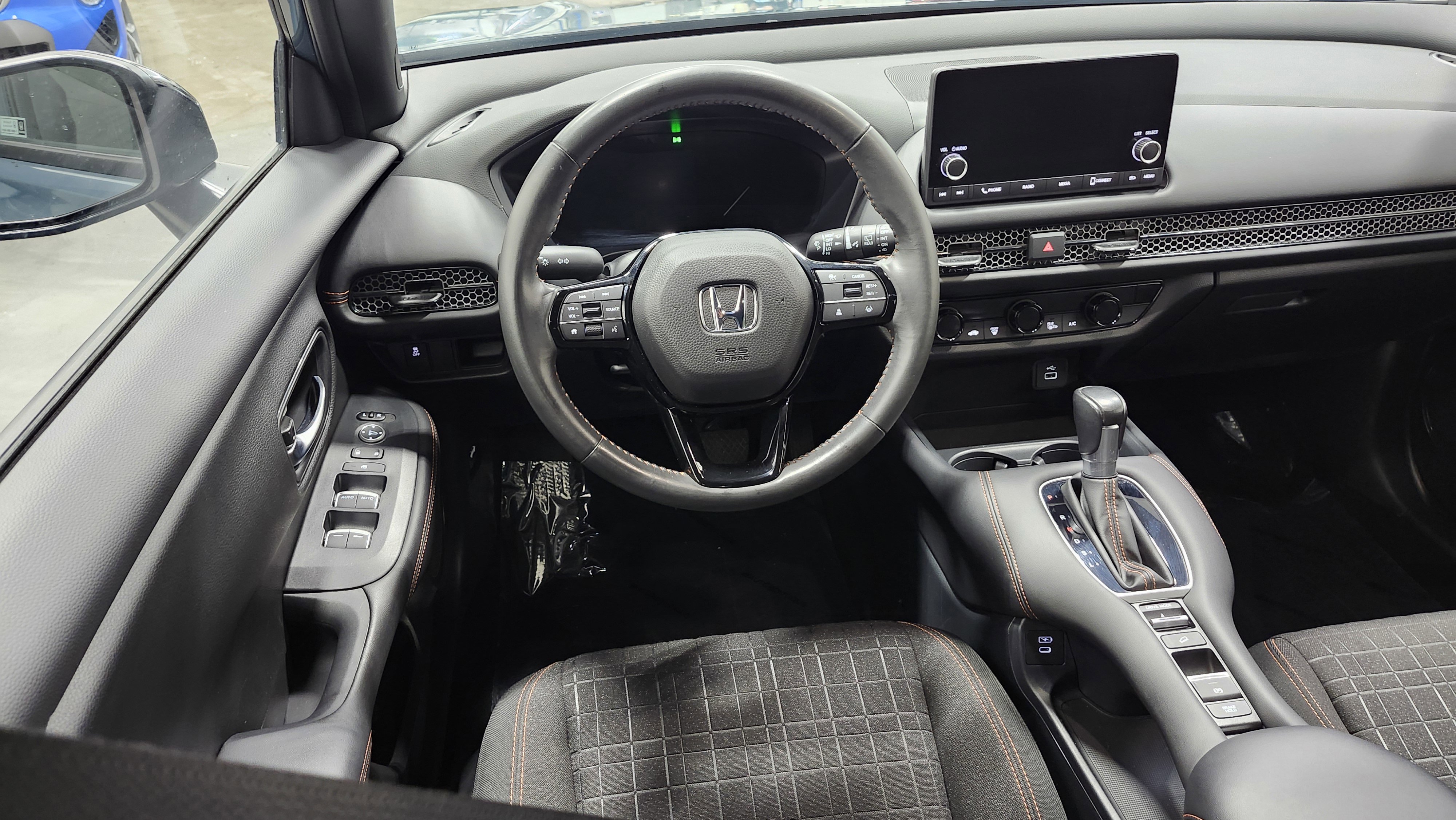 Used 2024 Honda HR-V Sport image 25
