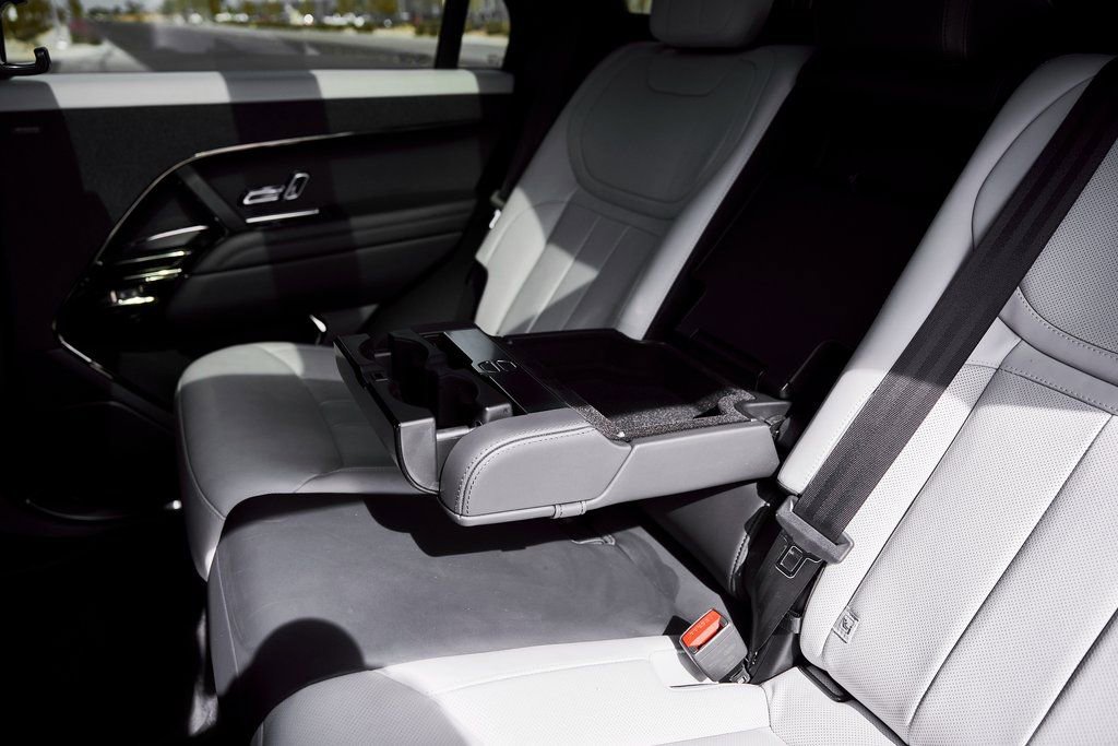 Used 2025 Land Rover Range Rover Sport Dynamic SE AWD/4WD image 46