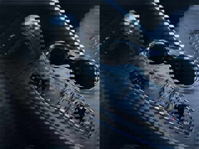 Used 2023 Toyota Camry SE image 19