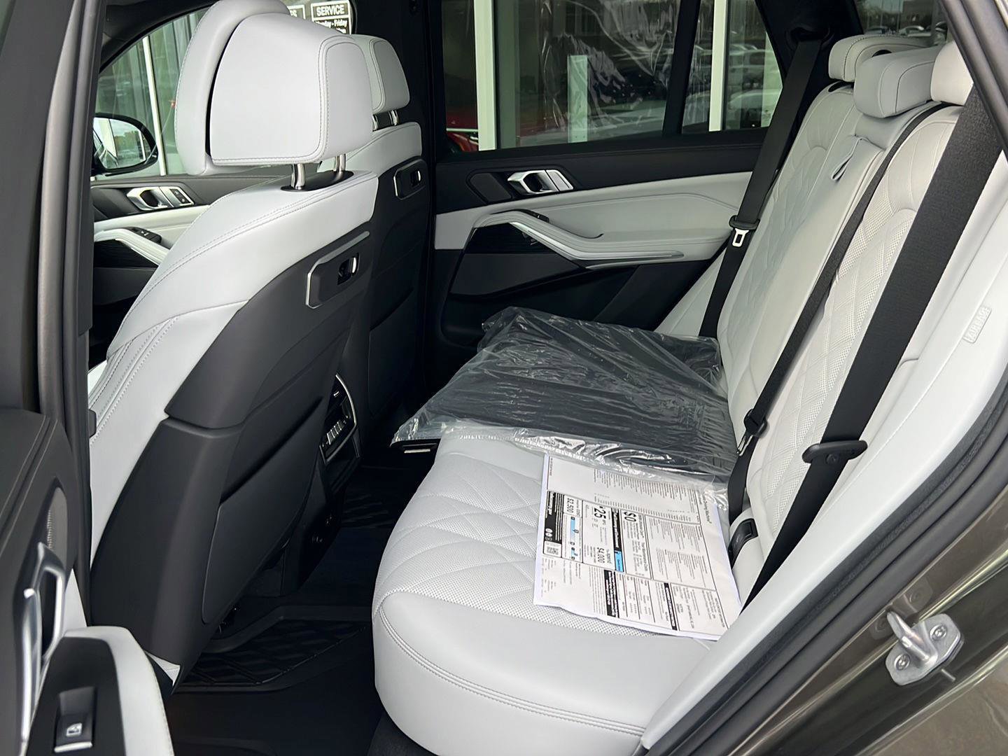 New 2026 BMW X5 sDrive40i image 11