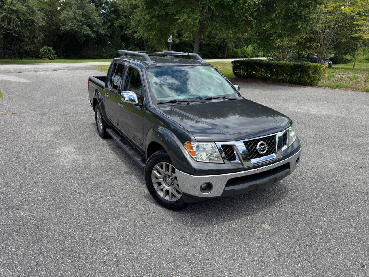 Used 2011 Nissan Frontier SL RWD image 40