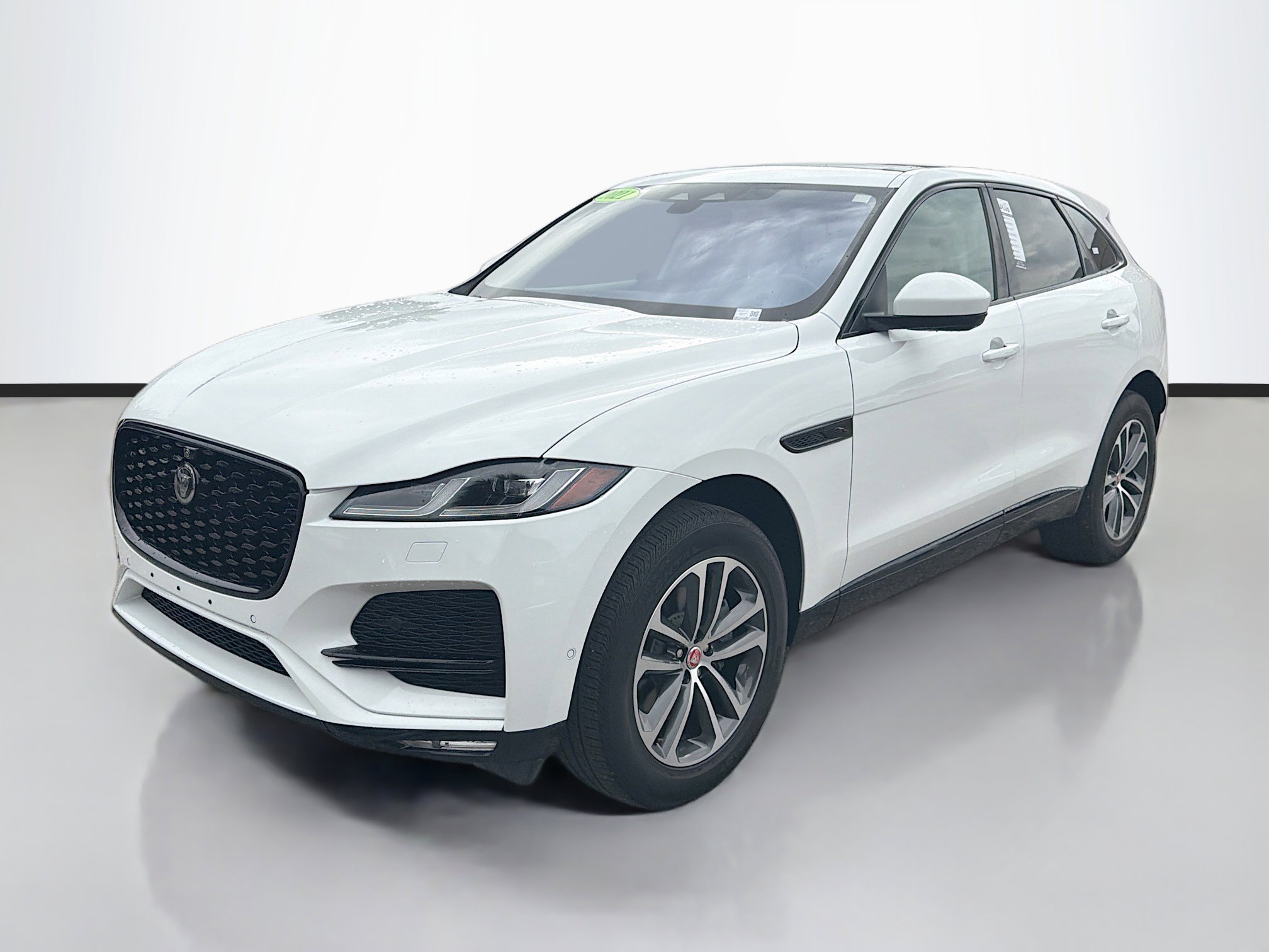 Used 2021 Jaguar F-PACE S image 7