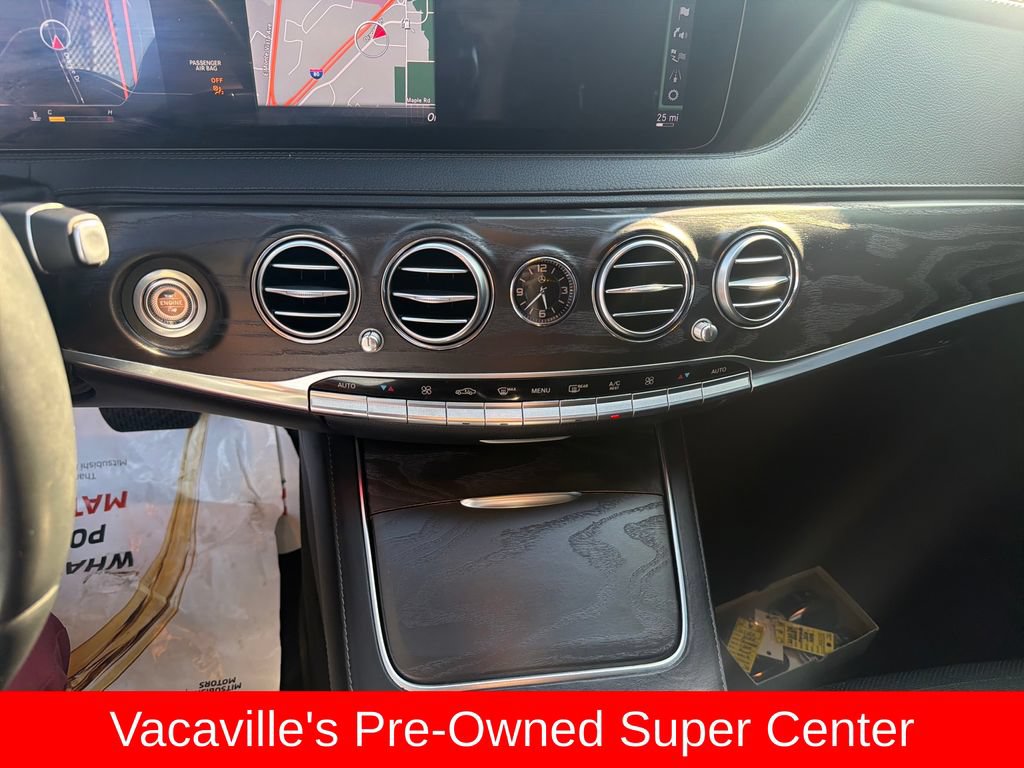 Used 2018 Mercedes-Benz S 560 Sedan image 18