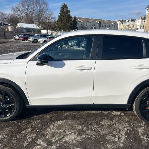 Used 2025 Honda HR-V Sport image 4