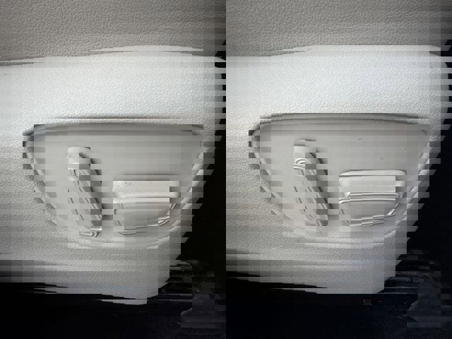 Used 2023 Toyota Highlander XLE image 30