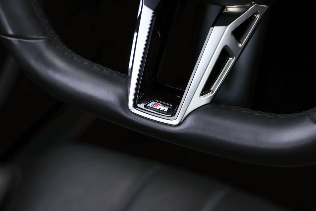 Used 2024 BMW 740i image 14