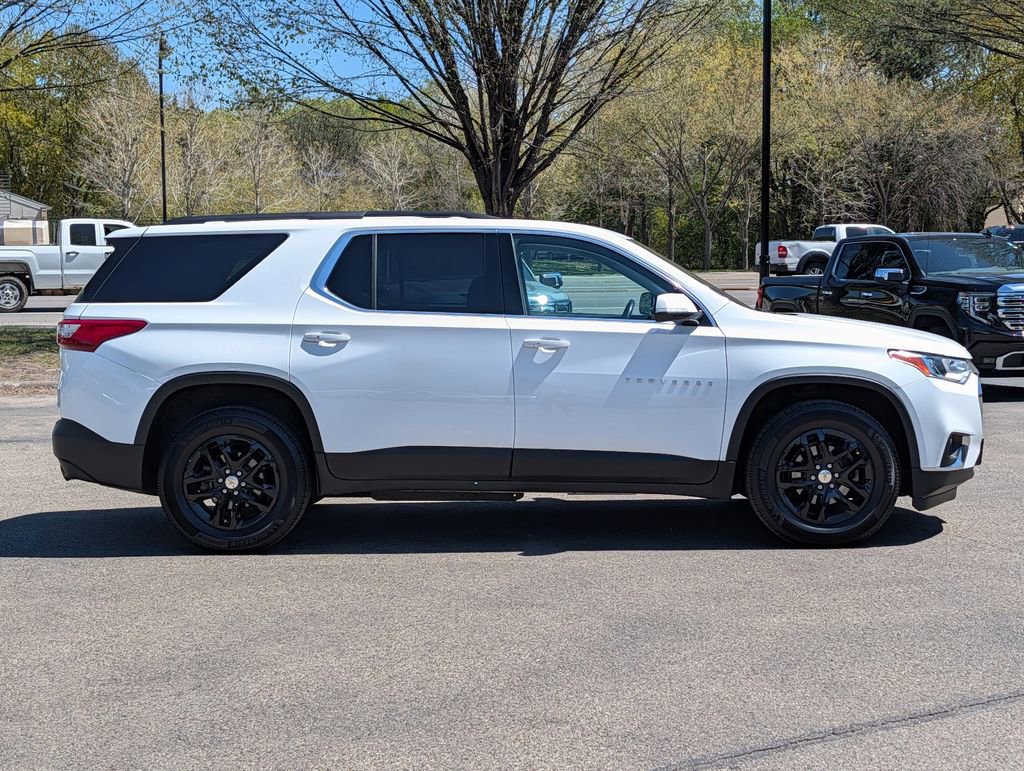 Used 2019 Chevrolet Traverse LT AWD/4WD image 14