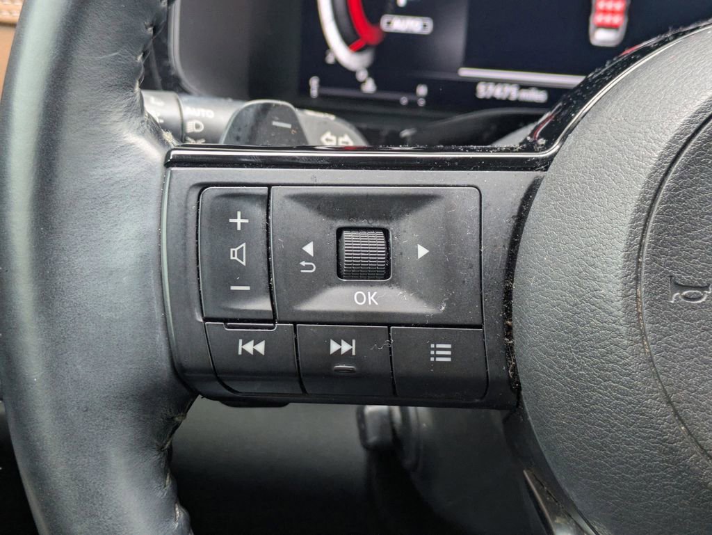 Used 2023 Nissan Pathfinder Platinum w/ Cargo Package image 20