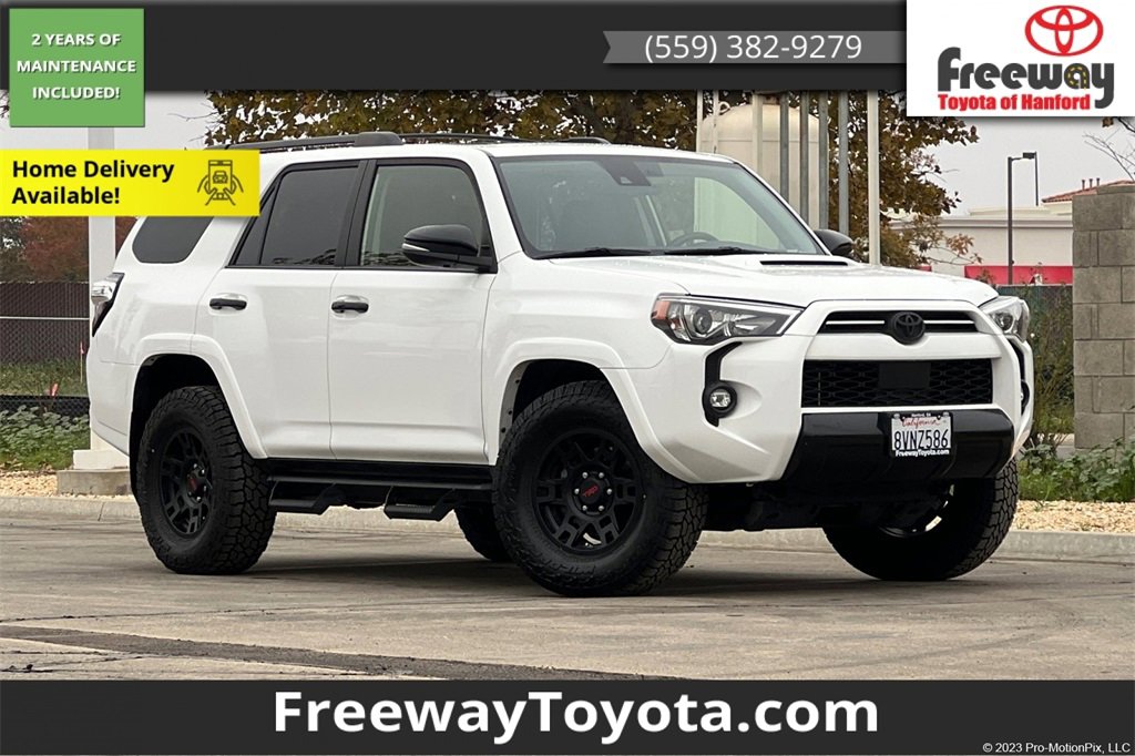 Used 2021 Toyota 4Runner Venture w/ Moonroof Package image 1